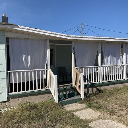 Queen Anne'S Revenge At The Beach Cottage Кити Хоук Екстериор снимка