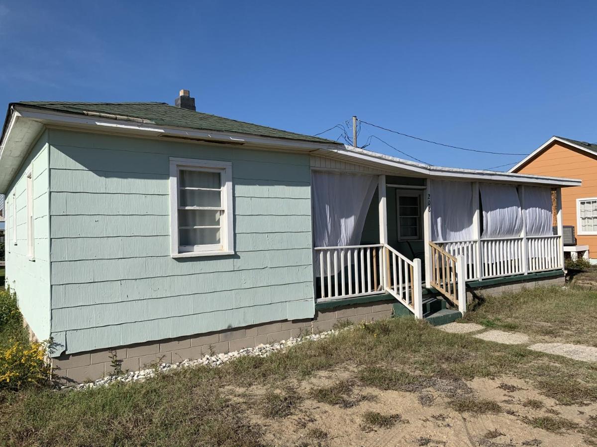 Queen Anne'S Revenge At The Beach Cottage Кити Хоук Екстериор снимка